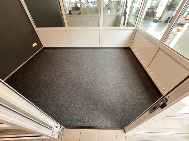 Nadelfilzteppich inkl. Leisten